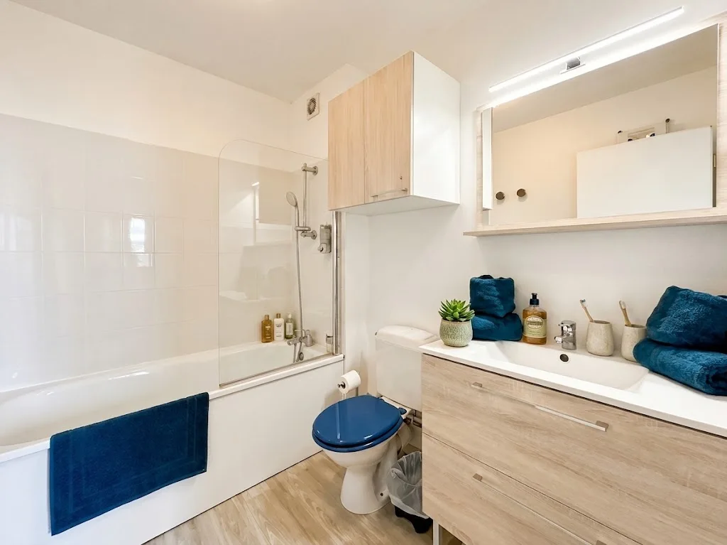 Salle de bain SéjourLyonnais Studio Green Cosy